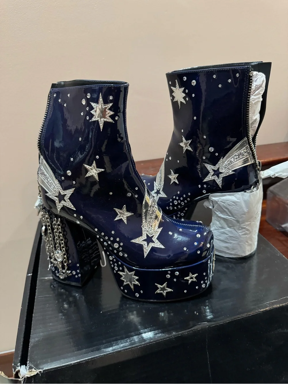 NWT Current Mood Navy Patent Platform Star-Embellished Ankle Boots